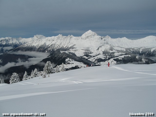 Mont Charvin et poudreuse... magnifique Mont Charvin et poudreuse... magnifique
