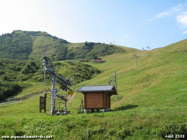 On dbouche sur les pentes du Quzet et du Crt du Midi