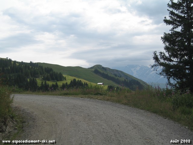 Vue sur le Mont Clocher au loin