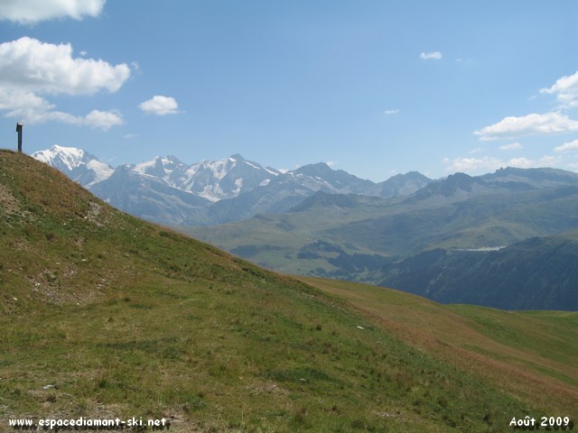 Le Mt Blanc et le barrage de la Girotte  droite
