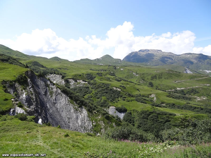 Vue sur les pentes du Crt du Boeuf