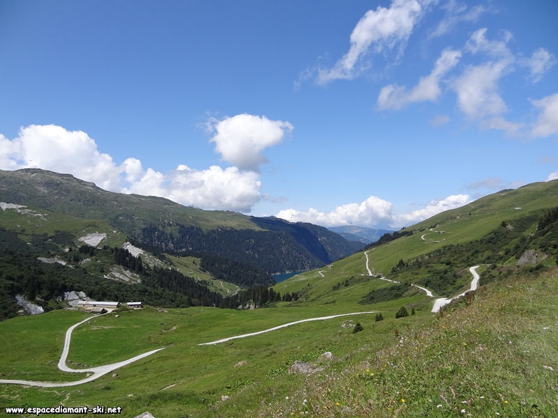 Le lac de Saint Gurin derrire nous