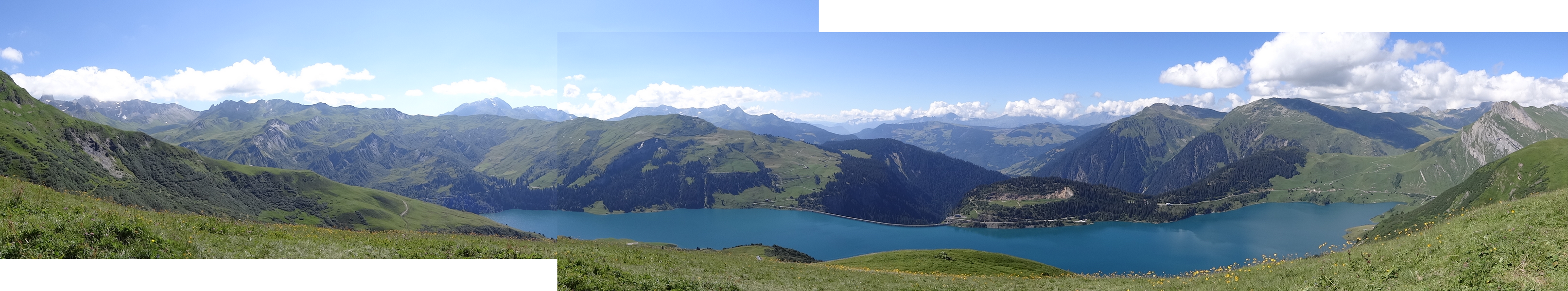 Panorama global sur Roselend depuis la Grande Berge