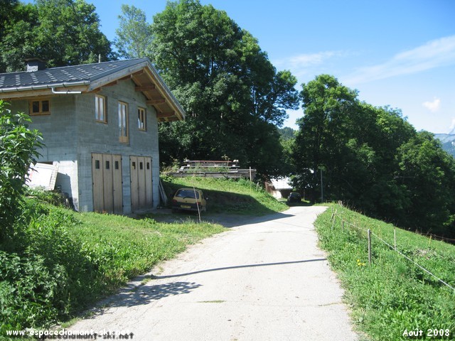 Traverse d'une petite ferme