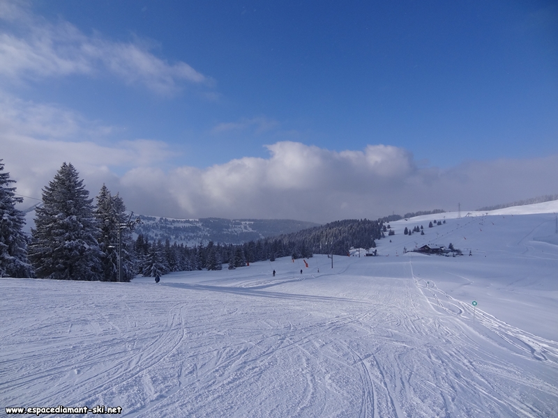 Le dbut de la ligne et le Col de la Lzette en arrire plan