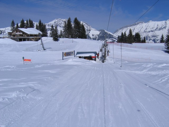 C'est parti ! Regard en arrire et vue sur les Aravis (photo de Maogan77)