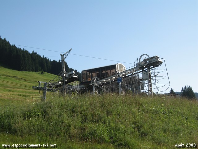 En t avec le TK Combes 1 (au premier plan) et TS Mont Rond (arrire plan)